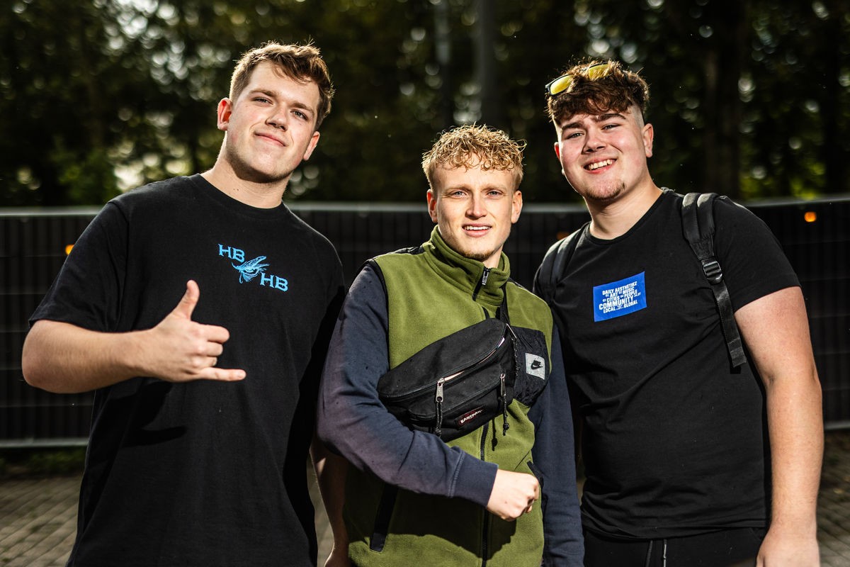 Loading... just a sec